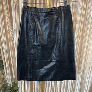 Vintage Phoenix Genuine Leather Black Pencil Skirt size 5/6 size s/xs
